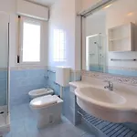 Appartement Beachside Comfort With Pool And Terrace *