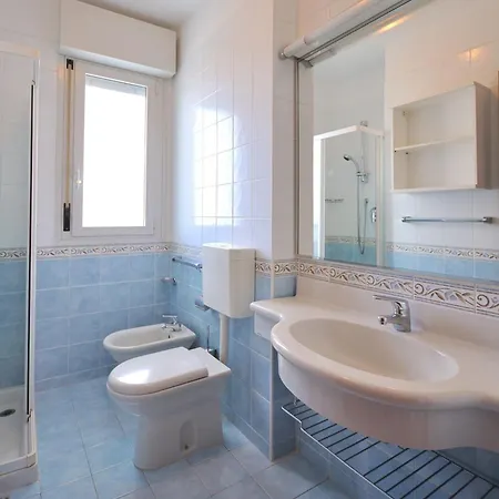 شقة Beachside Comfort With Pool And Terrace *