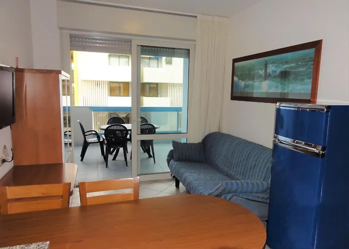 Beachside Comfort With Pool And Terrace * Bibione